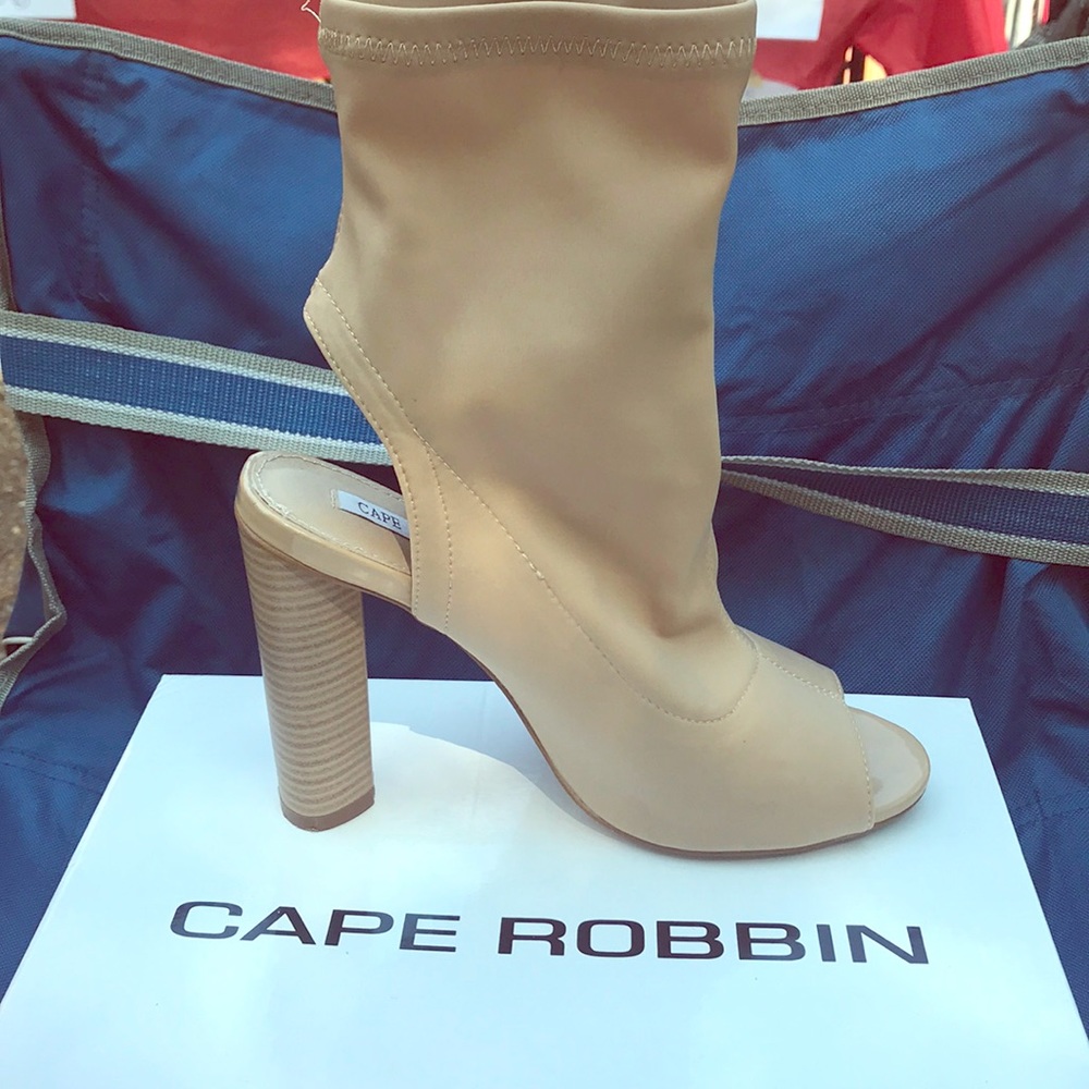 Peep Toe Heel